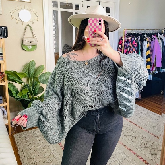 Moon & Madison Oversized Chunky Knit Boho Sweater - Picture 9 of 10